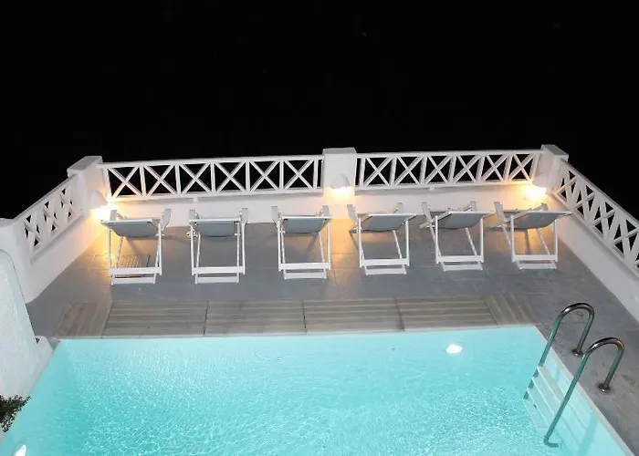 Sunny Imerovigli (Santorini)