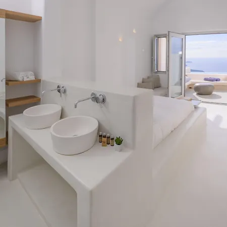 Sunny Imerovigli (Santorini)