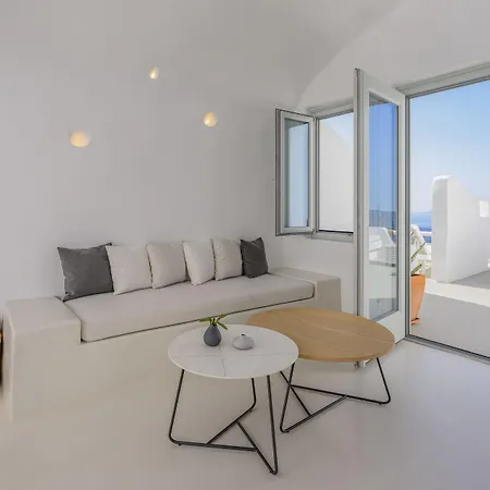 Sunny Imerovigli (Santorini)