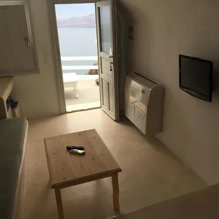 Sunny Imerovigli (Santorini)